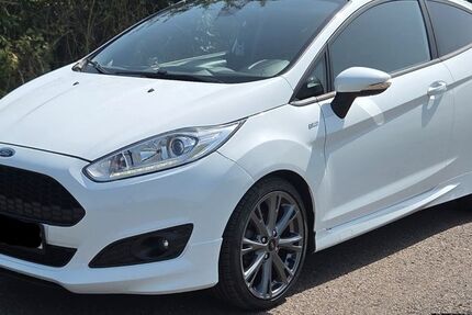 Ford Fiesta 111.000 km 8.900 &euro; Wadern 66687
