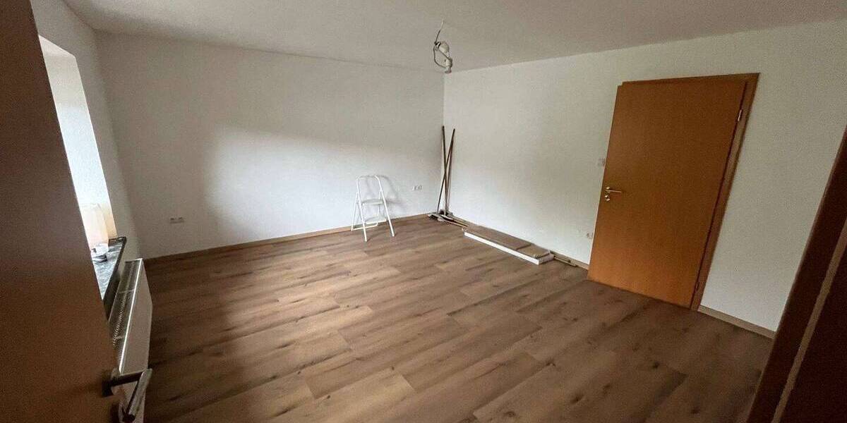 Etagenwohnung Viechtach - 4 Zimmer, 120 m&sup2;, 750&euro; | Angebot:26908959