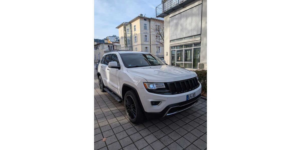 Jeep Grand Cherokee 152.400 km 19.999 &euro; Ainring 83404