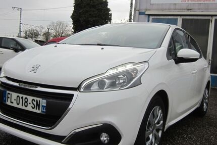 Peugeot 208 148.400 km 6.900 &euro; Germersheim 76726