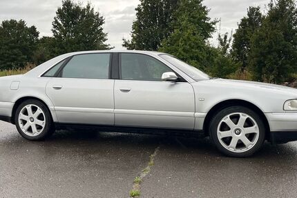 Audi A8 240.543 km 12.990 &euro; Leipzig 04177