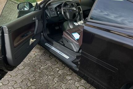 Volvo C70 185.000 km 9.900 € Oberhausen 46149