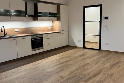 Wohnung Sundern (Sauerland) - 4 Zimmer, 60 m&sup2;, 450&euro; | Angebot:26409894