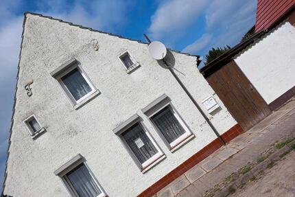 Haus Calbe (Saale) - 4 Zimmer, 145 m&sup2;, 12.500&euro; | Angebot:26317468