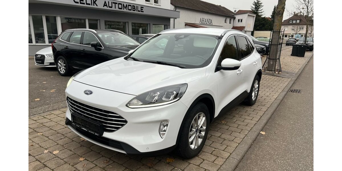Ford Kuga TCDI Titanium 1 Hand navi 160.000 km 15.990 &euro; Neckarsulm 74172