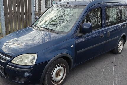 Opel Combo 228.356 km 1.290 &euro; Drei Gleichen OT Günthersleben 99869