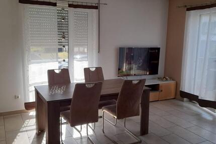 Wohnung Dingolfing - 3 Zimmer, 88 m&sup2;, 960&euro; | Angebot:26208349