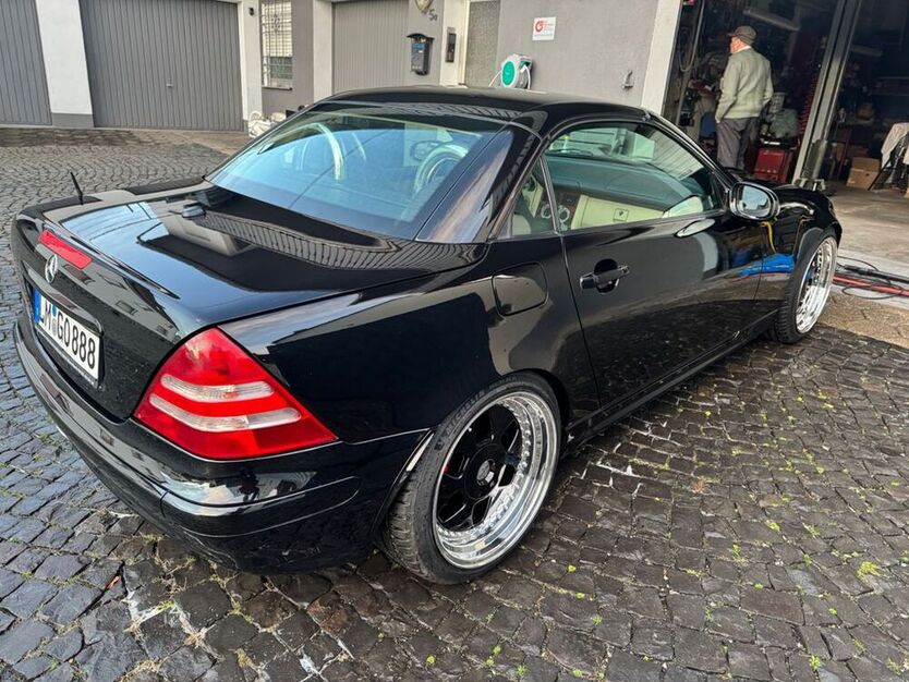 SLK 230