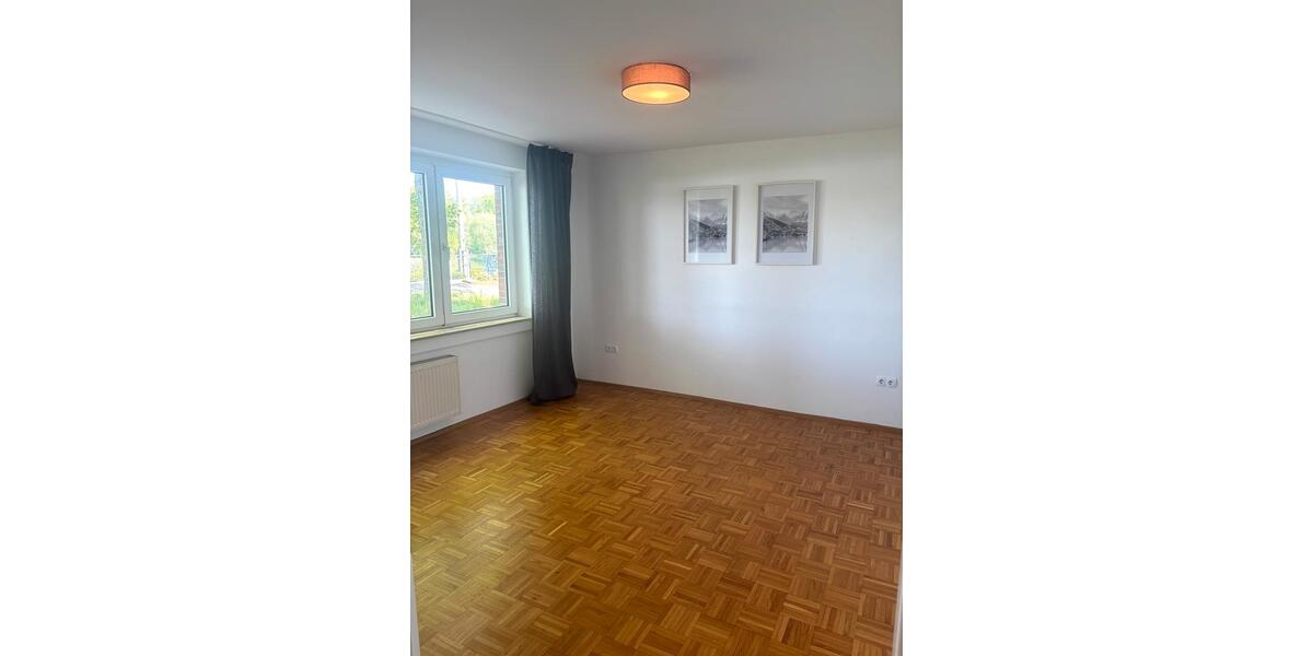 Reihenhaus Haren (Ems) - 8 Zimmer, 225 m&sup2;, 420.000&euro; | Angebot:26689252