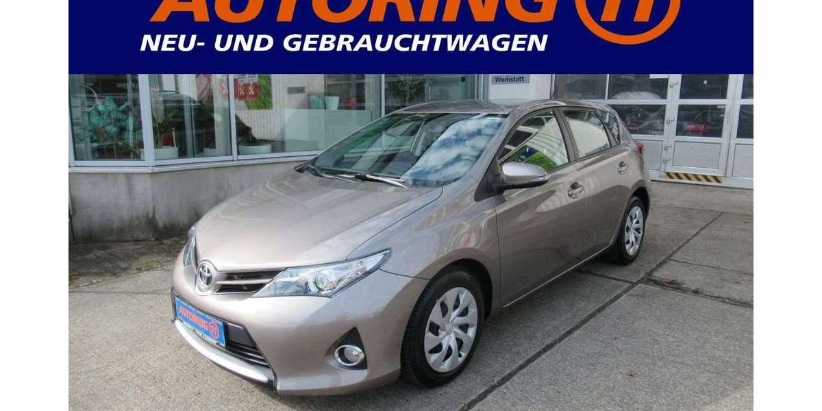 Toyota Auris 96.200 km 8.490 &euro; Schwedt 16303