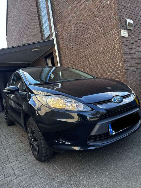 Ford Fiesta 158.690 km 3.700 € Köln 50670