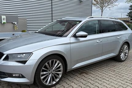 Skoda Superb 168.000 km 14.800 € Gau-Algesheim 55435