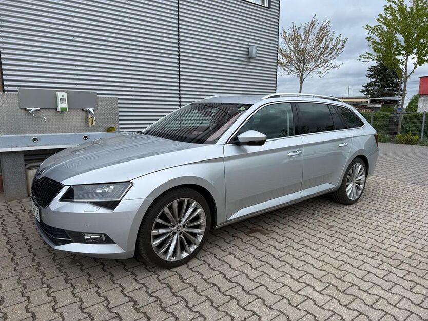 Skoda Superb 168.000 km 14.800 € Gau-Algesheim 55435