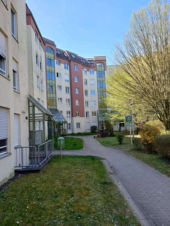 Wohnung zum Mieten in Stuttgart 1.052 € 82.53 m²