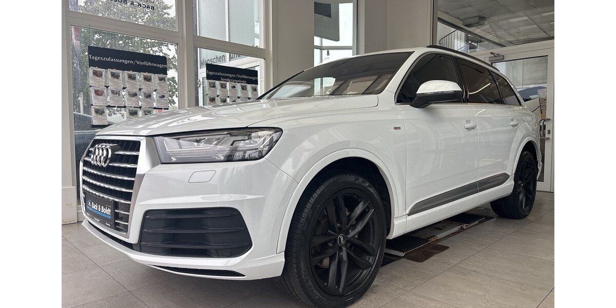 Audi Q7 124.000 km 34.450 &euro; Hamburg 22761