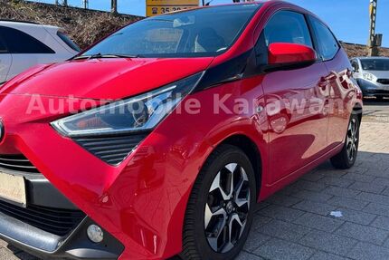 Toyota Aygo (X) 12.000 km 10.900 &euro; Bremen 28215