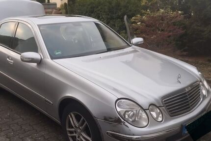 Mercedes-Benz E 220 247.500 km 3.590 € Neuburg 76776