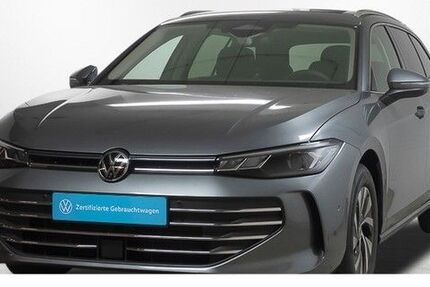 VW Passat 12.765 km 43.984 € München 81476