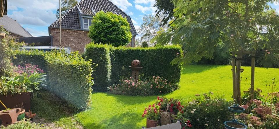 IM EINKLANG MIT DER NATUR Hochwertiges Einfamilienhaus mit Traumgarten zimmer