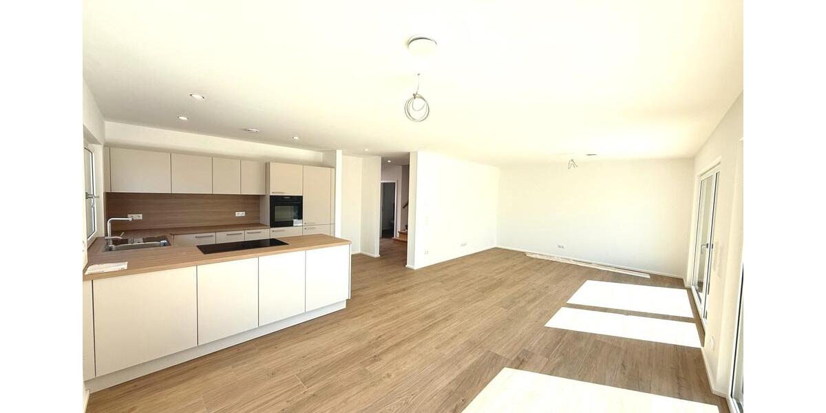 Doppelhaushälfte Fulda - 5 Zimmer, 145 m&sup2;, 2.190&euro; | Angebot:26336522