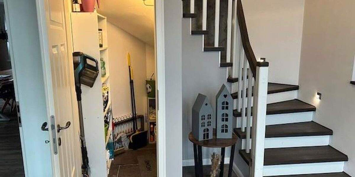 Einfamilienhaus Barßel Elisabethfehn - 8 Zimmer, 280 m&sup2;, 779.000&euro; | Angebot:25733294