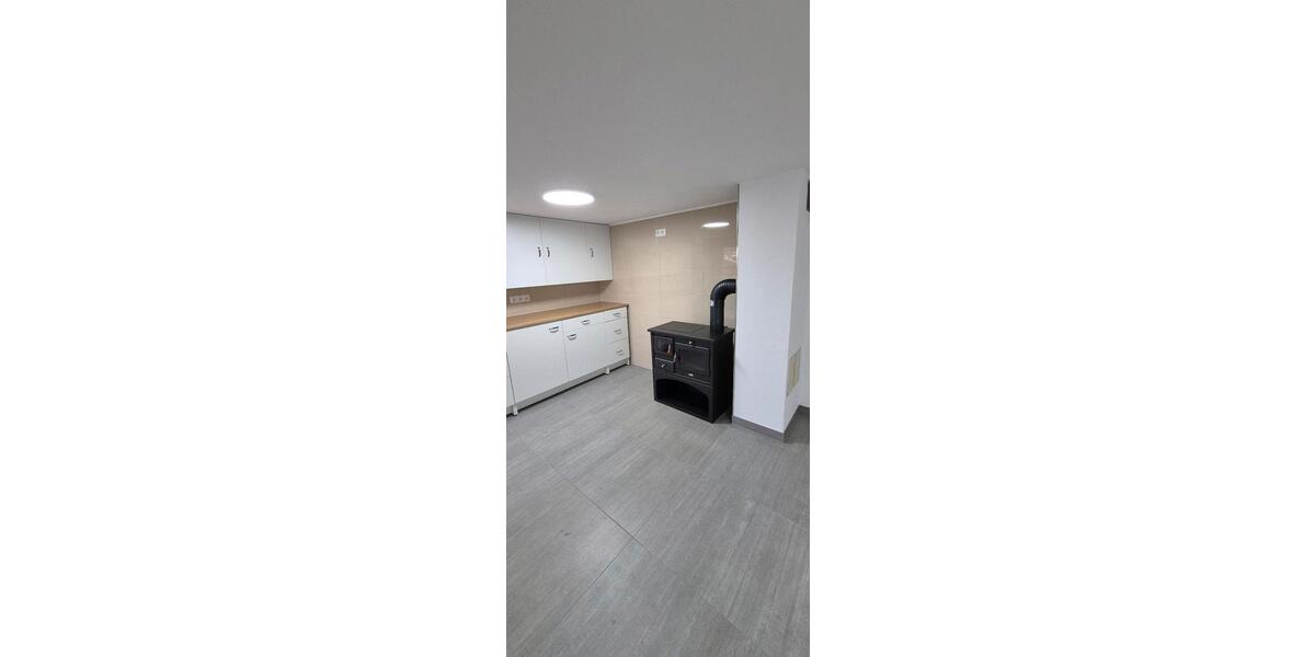 Einfamilienhaus Waldbrunn - 6 Zimmer, 100 m&sup2;, 1.000&euro; | Angebot:26241971