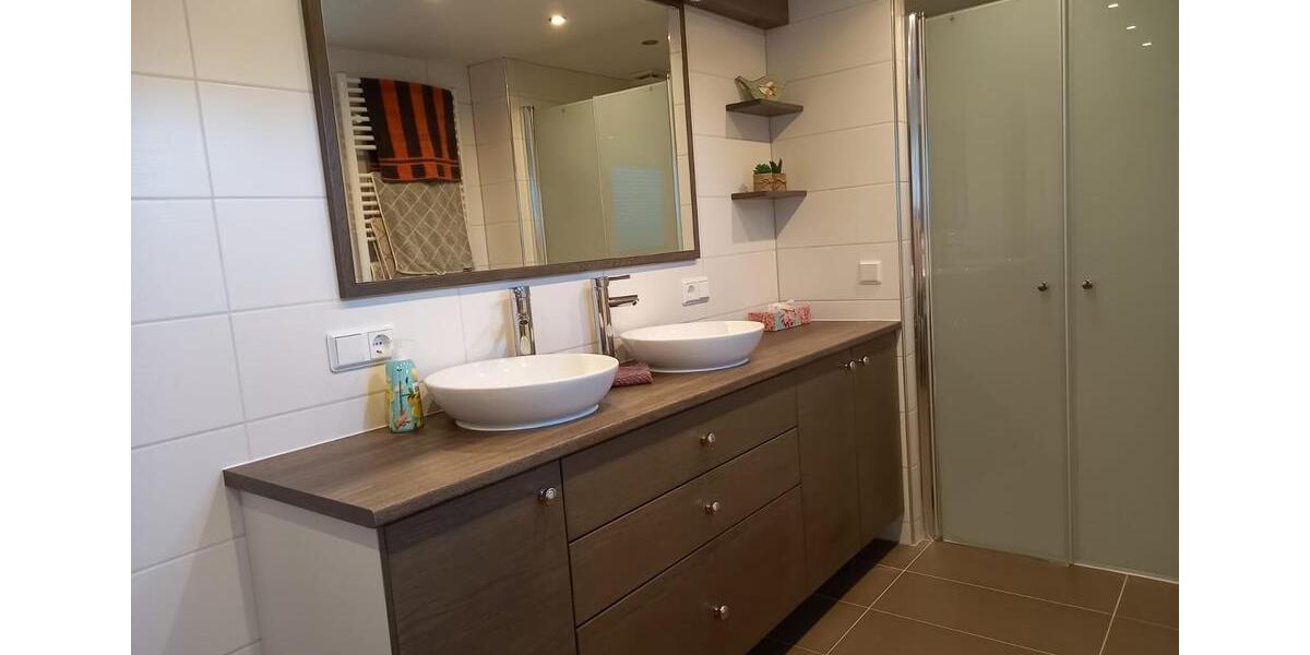 Einfamilienhaus Hilders - 4 Zimmer, 80 m&sup2;, 800&euro; | Angebot:24752465