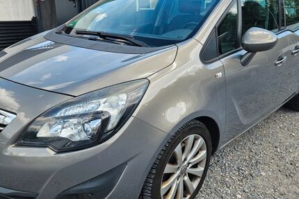 Opel Meriva 144.000 km 2.300 &euro; Malsch 76316