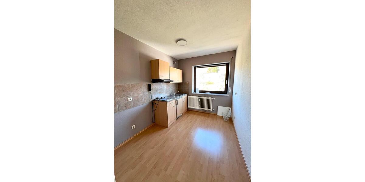 Etagenwohnung Völklingen - 2 Zimmer, 62 m&sup2;, 400&euro; | Angebot:26649522
