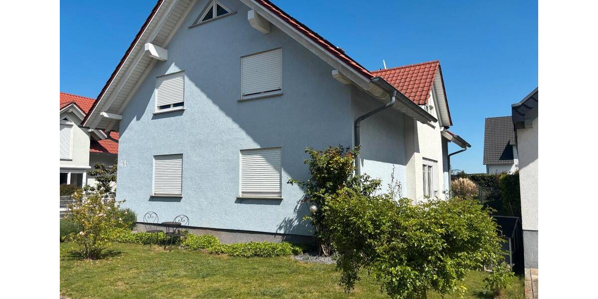 Einfamilienhaus Essingen - 8 Zimmer, 202 m&sup2;, 2.200&euro; | Angebot:26424935