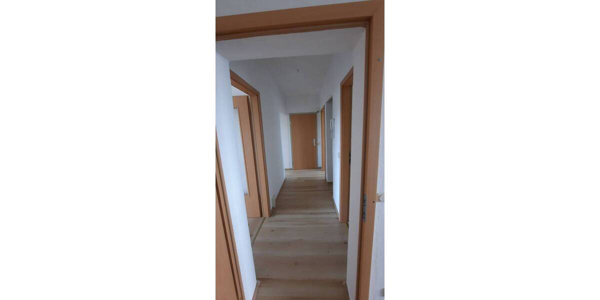 Etagenwohnung Kemberg - 3 Zimmer, 58 m&sup2;, 335&euro; | Angebot:25730585