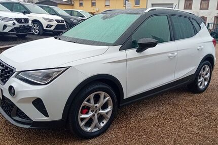 Seat Arona 27.438 km 22.222 &euro; Jucken Kr. Bitburg-Prüm--SEAT Jahreswagen-- 54689