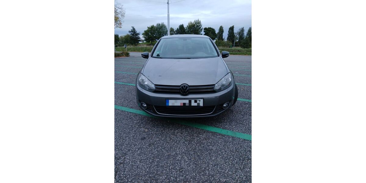VW Golf 104.000 km 6.350 &euro; Rühen 38471
