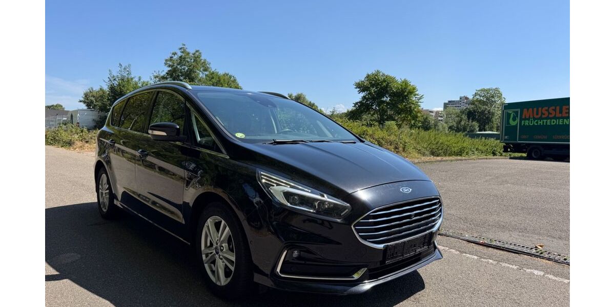 Ford S-Max 250.000 km 11.799 &euro; Lahr 77933