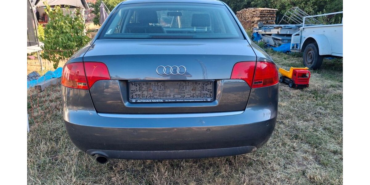 Audi A4 173.000 km 2.550 &euro; Grumbach 67745