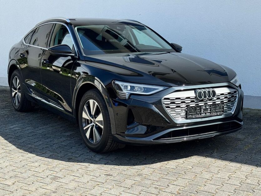 Audi Q8 24.000 km 53.490 € Eichenau 82223