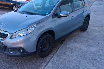 Peugeot 2008 135.196 km 2.799 &euro; Frankfurt Am Main 60388