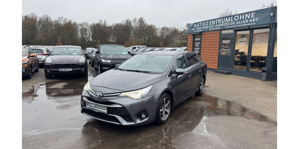 Toyota Avensis 200.000 km 7.990 &euro; Lohne 49393