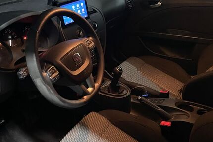 Seat Leon 114.000 km 5.350 &euro; Altenburg 04600