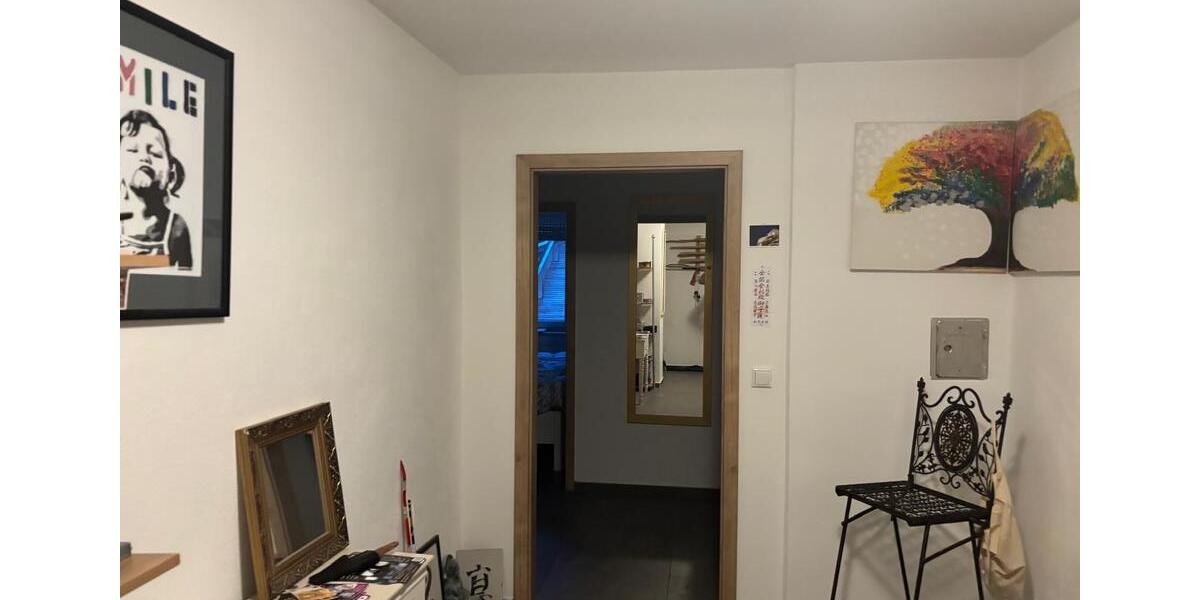Dachgeschoßwohnung Schwandorf - 3 Zimmer, 98 m&sup2;, 925&euro; | Angebot:26635442