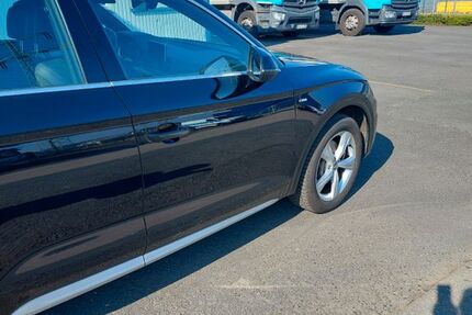 Audi Q5 306.000 km 17.200 &euro; Dortmund 44149