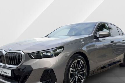 BMW i5 23.034 km 64.989 &euro; Versmold 33775