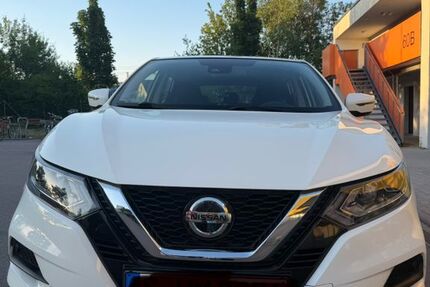 Nissan Qashqai 106.000 km 10.650 &euro; Stuttgart 70567