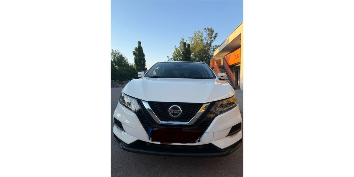 Nissan Qashqai 106.000 km 10.650 &euro; Stuttgart 70567