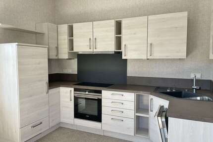 Haus zum Mieten in Prüm 1.170 € 180 m²