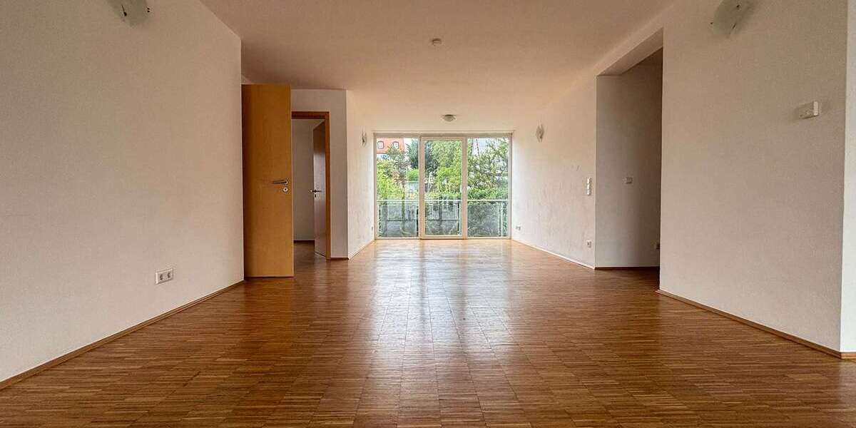 Etagenwohnung Kaiserslautern - 4 Zimmer, 135 m&sup2;, 1.370&euro; | Angebot:27029250