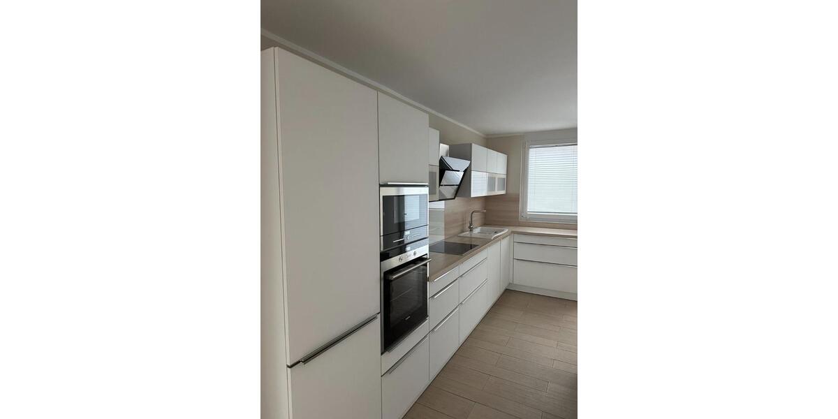 Erstbezug nach Sanierung - Teilmöbliertes REH in Wassernähe 4 zimmer