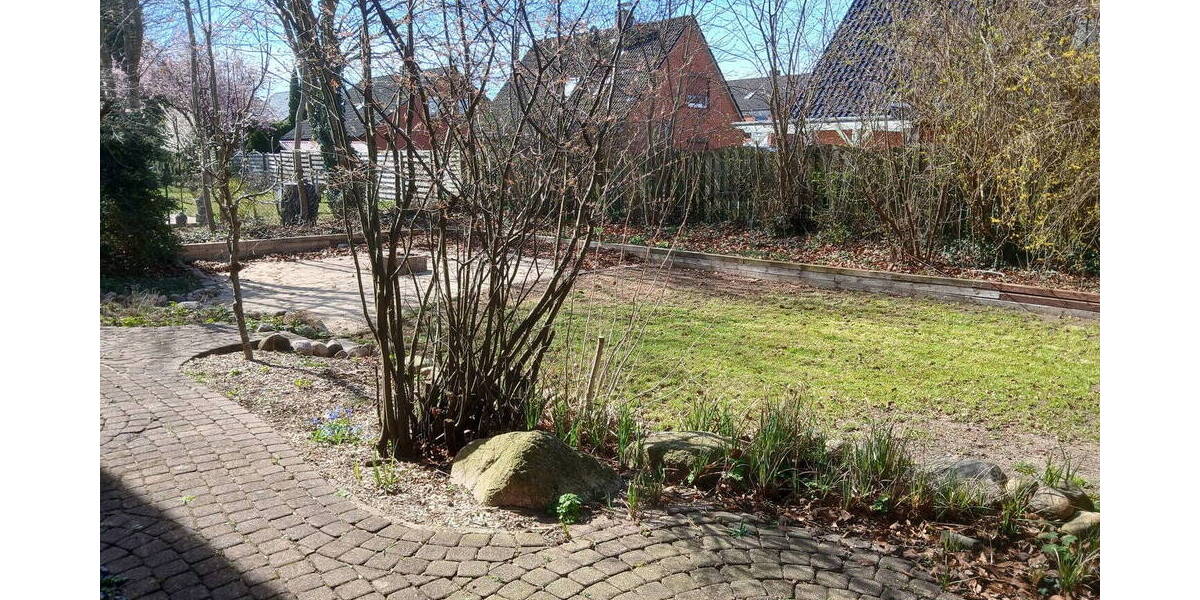 Einfamilienhaus Büdelsdorf - 6 Zimmer, 140 m&sup2;, 415.000&euro; | Angebot:26214890