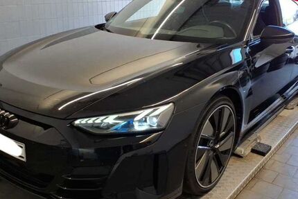 Audi e-tron GT 151.800 km 39.240 &euro; Wackersdorf 92442