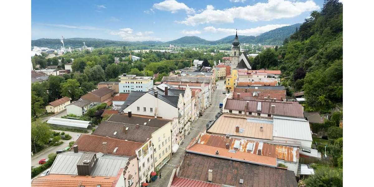 Einfamilienhaus Trostberg - 10 Zimmer, 200 m&sup2;, 580.000&euro; | Angebot:22355520